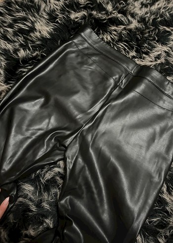 Kadın Siyah Deri Pantolon - Görsel 2