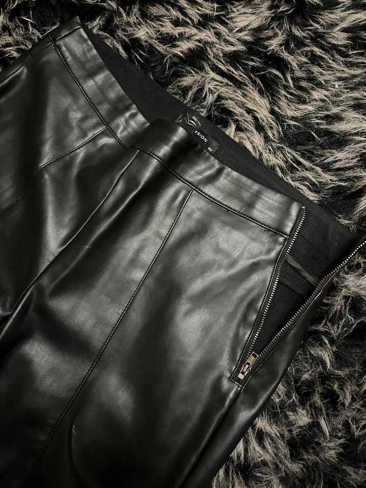 Kadın Siyah Deri Pantolon - Görsel 4