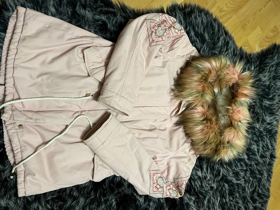 Pembe Nakışlı Kapüşonlu Kadın Ceket - Görsel 5