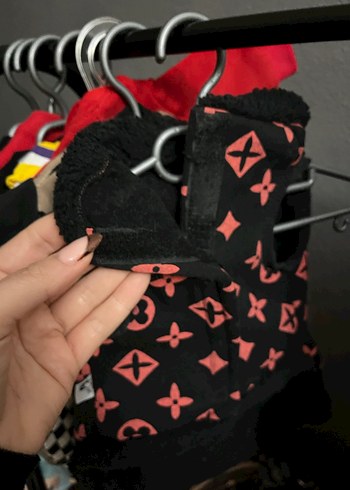 Kırmızı Desenli lv Köpek Kıyafeti - Görsel 4