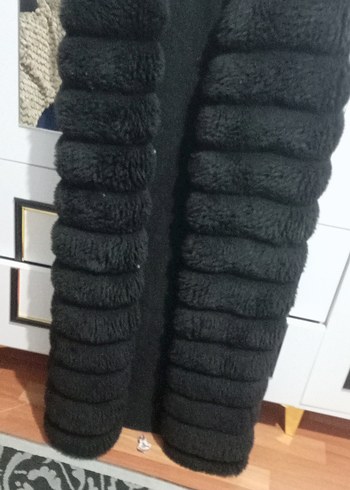 Siyah Uzun Kürklü Kadın Yelek - Görsel 3