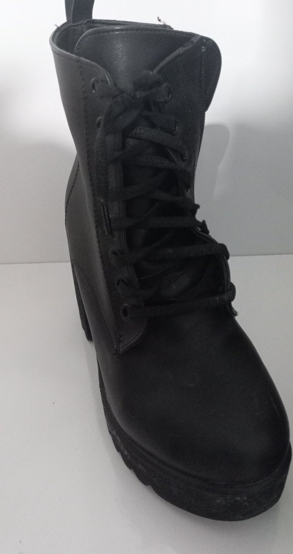 Siyah Kadın Deri Dolgu Topuklu Goth Bot - Görsel 2