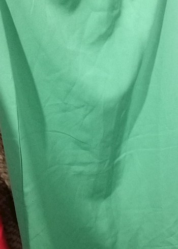 Drapeli Parlak Yeşil Kadın Uzun Etek - Görsel 2