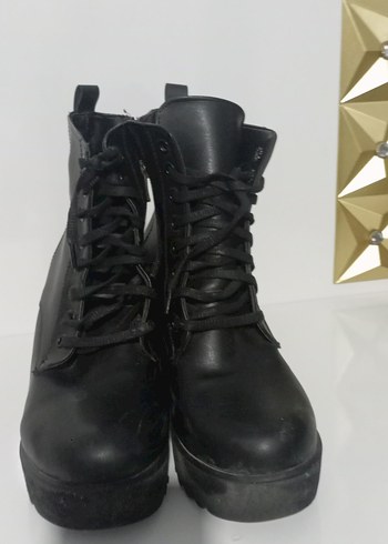 Siyah Deri Platform Topuklu Gotik Bot - Görsel 3