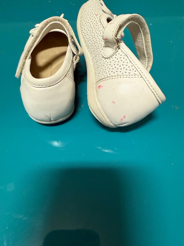 Beyaz Kız Çocuk Nakışlı Babet Ayakkabı - Görsel 4