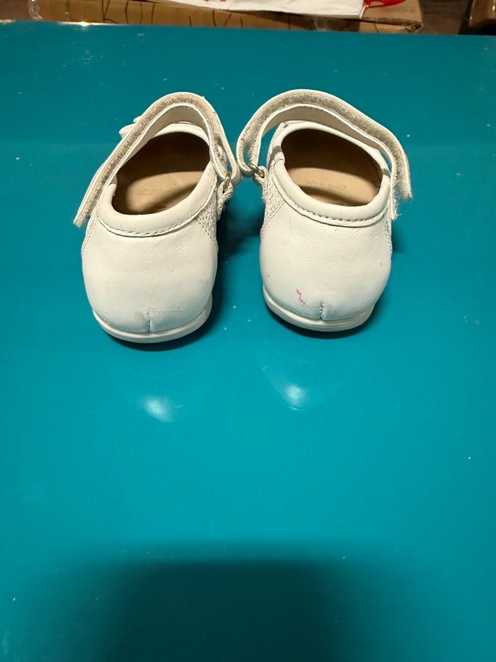 Beyaz Kız Çocuk Nakışlı Babet Ayakkabı - Görsel 3