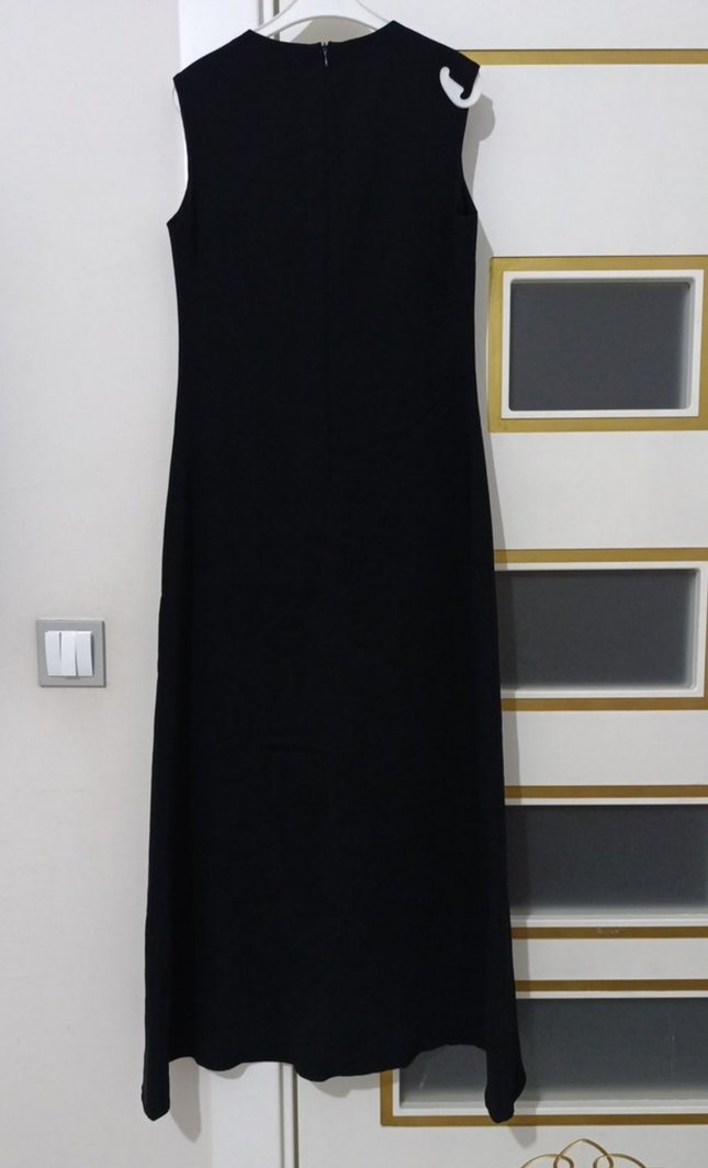 Çiçek İşlemeli Uzun Kadın Elbise - Görsel 3