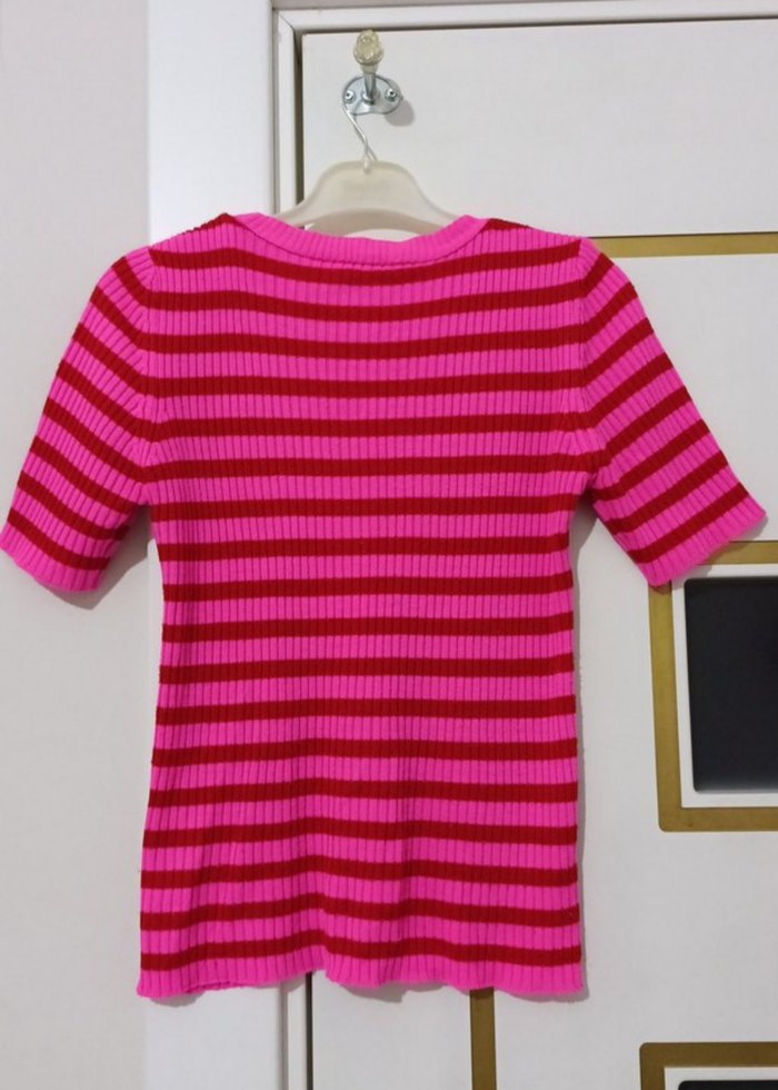 Pembe Çizgili Kısa Kollu Triko Kadın Kazak - Görsel 2