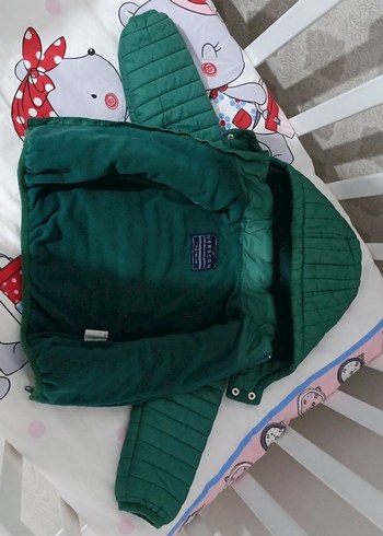 Kapüşonlu Yeşil Erkek Çocuk Mont - Görsel 2