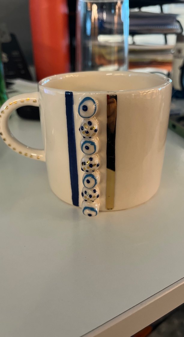 Beyaz Nazar Boncuğu Desenli El yapımı Seramik Kupa - Görsel 2