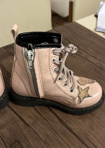 Pembe Parlak Kız Çocuk Botu - Görsel 2
