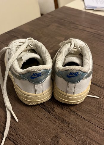 Orijinal Nike Beyaz Çocuk Bağcıklı Spor Ayakkabı - Görsel 2