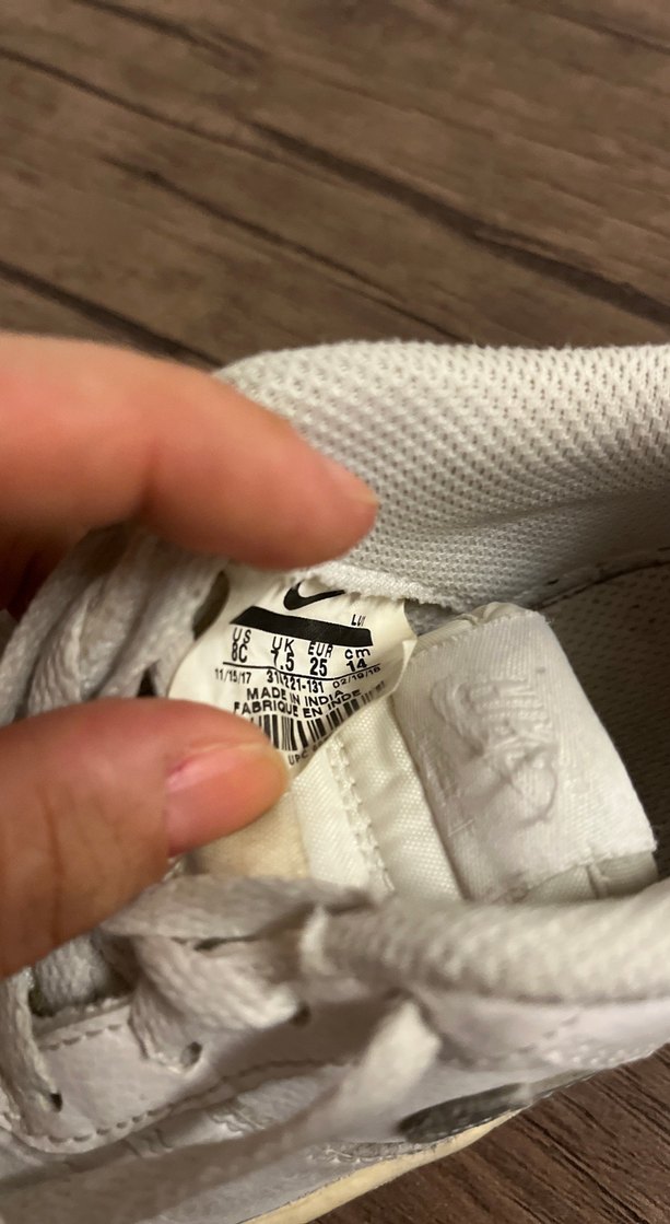 Orijinal Nike Beyaz Çocuk Bağcıklı Spor Ayakkabı - Görsel 4