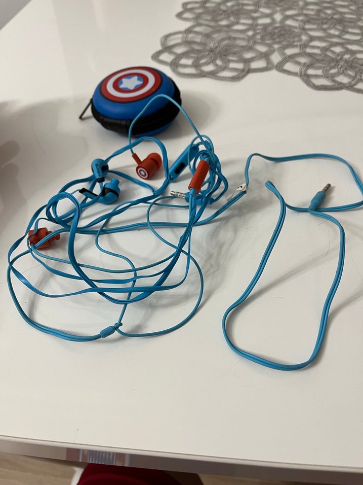 İki adet kulaklık - Görsel 2