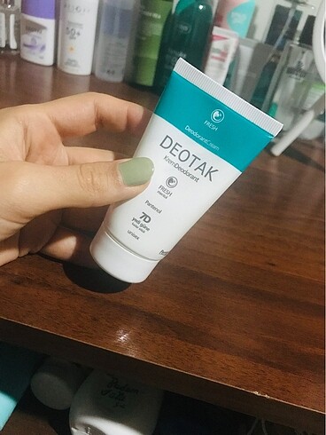 Deotak roll on
