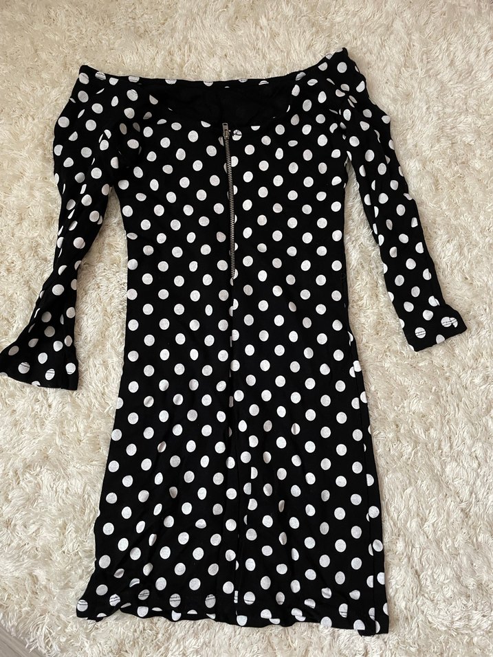 Dirsek Kollu Siyah Puantiyeli Elbise mini - Görsel 2