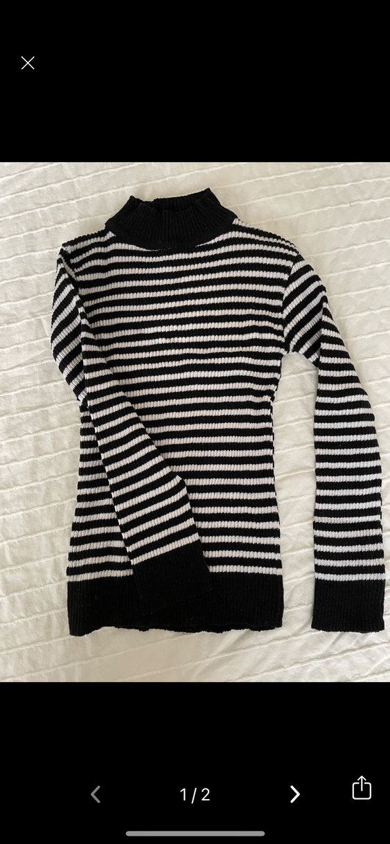 Çizgili Siyah Boğazlı Triko Kazak - Görsel 2