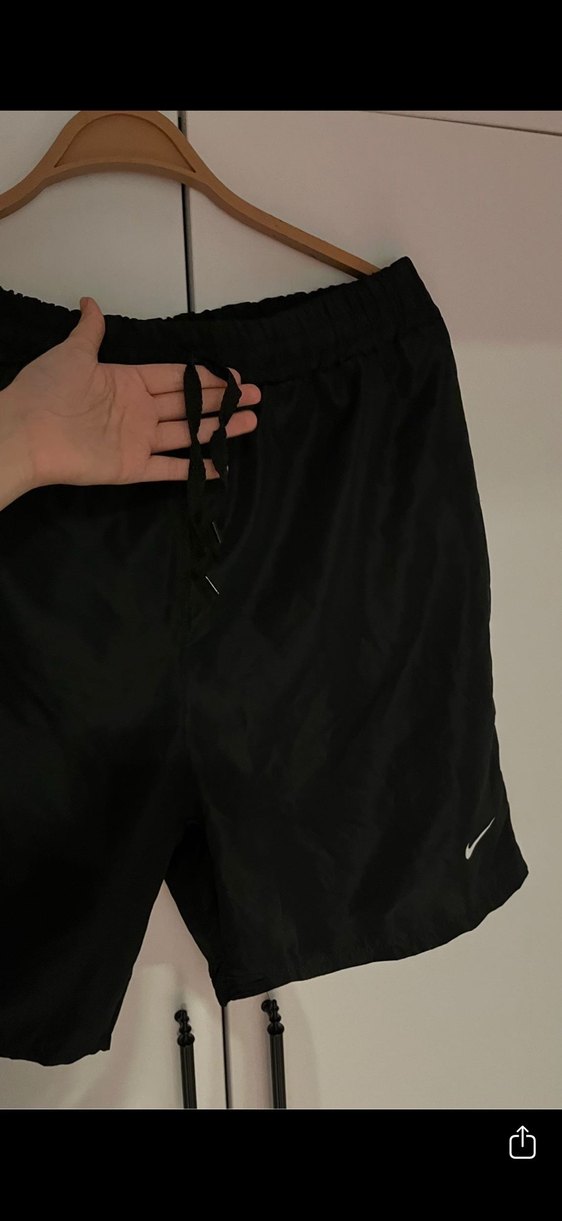 Siyah Deniz Şortu Nike - Görsel 2