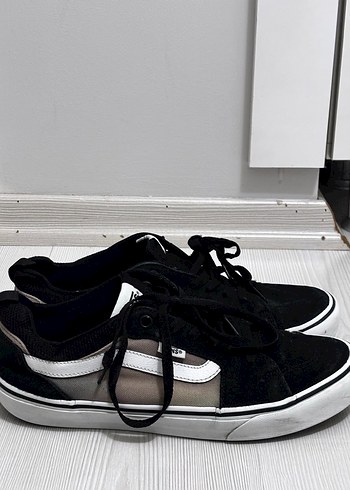 Siyah Beyaz Bağcıklı Spor Ayakkabı - Görsel 2