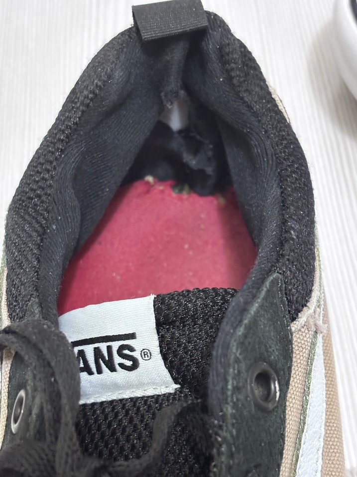 Siyah Beyaz Bağcıklı Spor Ayakkabı - Görsel 5