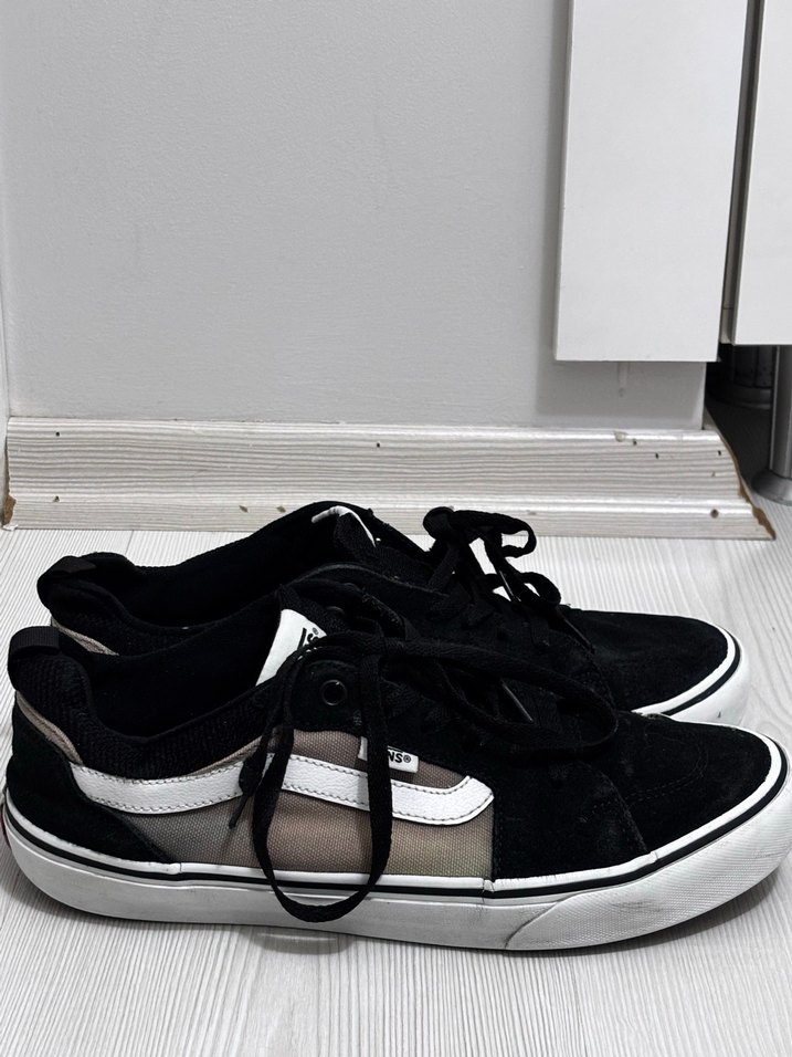 Siyah Beyaz Bağcıklı Spor Ayakkabı - Görsel 2