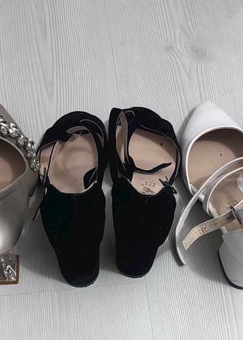 3 adet Klasik Beyaz Tokalı Kadın Topuklu Ayakkabı - Görsel 3