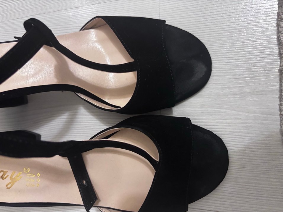 3 adet Klasik Beyaz Tokalı Kadın Topuklu Ayakkabı - Görsel 5