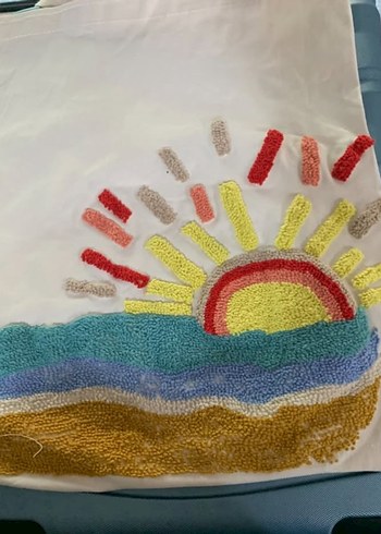 Renkli Punc Nakışlı Çanta - Görsel 4