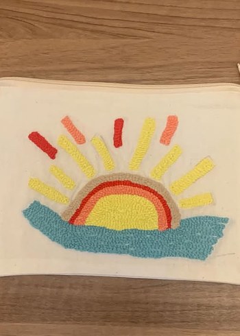 Punch Nakışlı Kadın El Çantası - Görsel 3