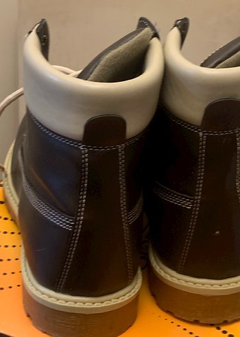 Slazenger Kahverengi Erkek Bağcık - Sokak Stili
43 numara - Görsel 6