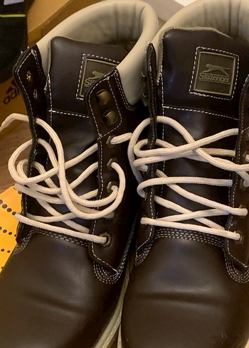 Slazenger Kahverengi Erkek Bağcık - Sokak Stili
43 numara - Görsel 4