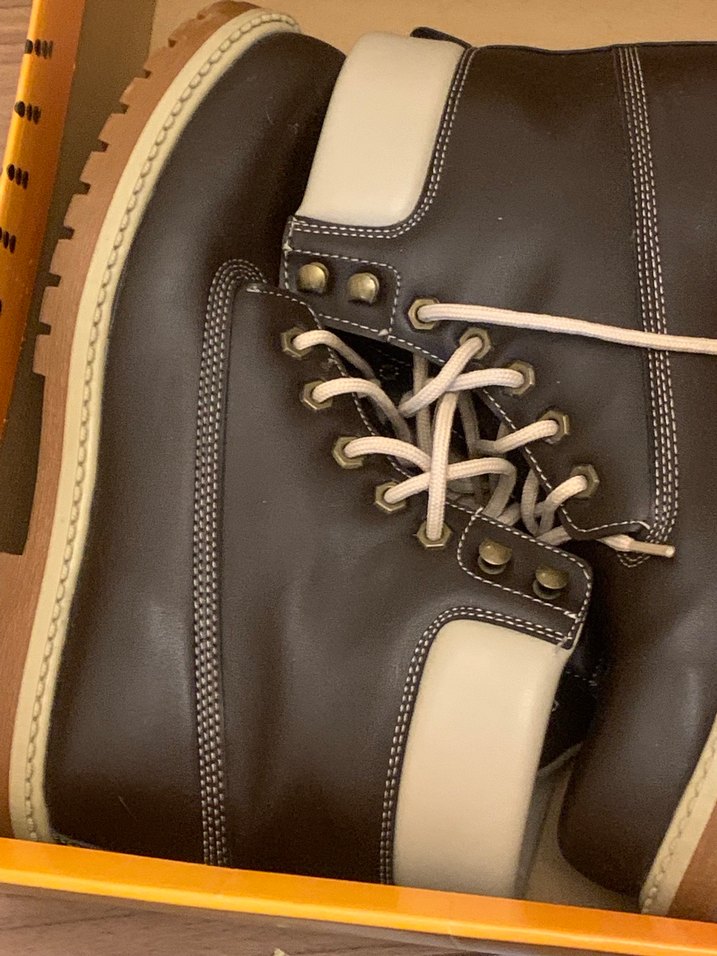 Slazenger Kahverengi Erkek Bağcık - Sokak Stili
43 numara - Görsel 2