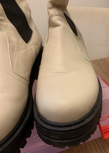 Divares krem Deri Kadın Botları, Kalın Topuklu
40 numara - Görsel 5