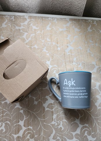 Gri Ask Temalı Seramik Kupa