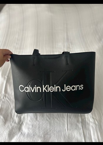 Calvin Klein Calvin Klein Kadın Deri Siyah Çanta