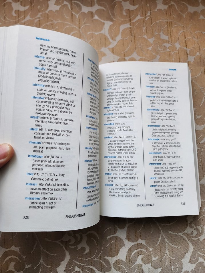 Universal İngilizce-Türkçe Sözlük - Görsel 4