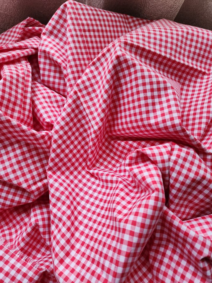 Pamuklu, pötikare parça kumaş. - Görsel 4