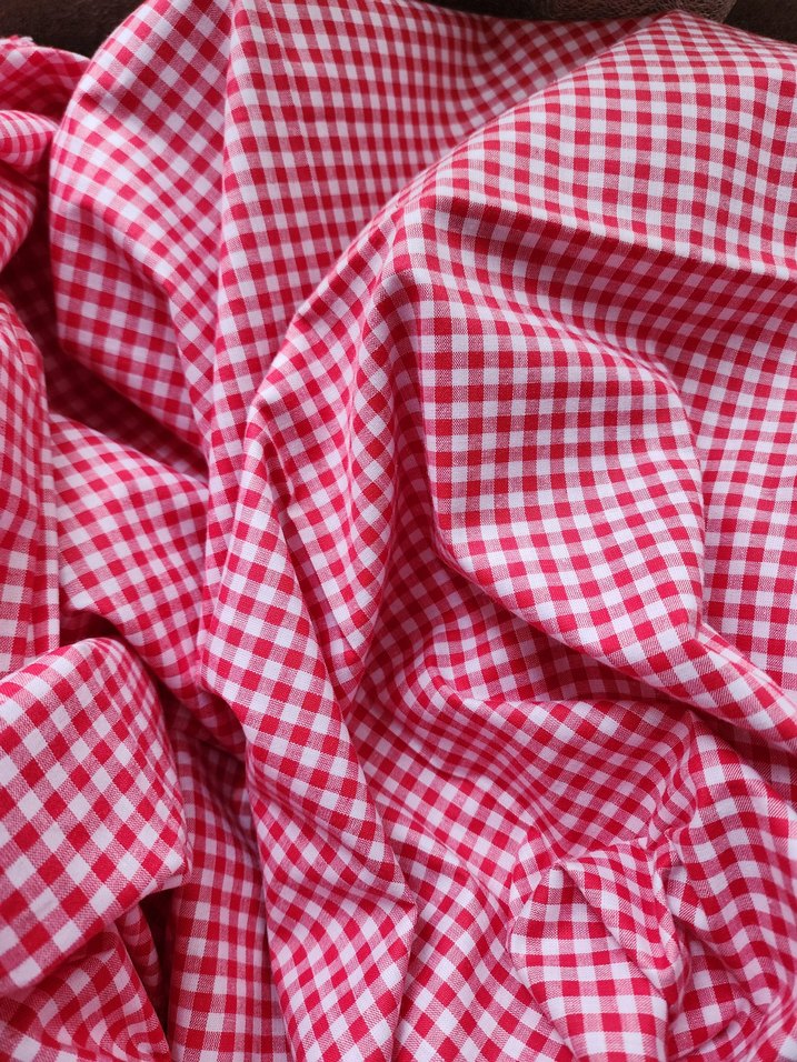 Pamuklu, pötikare parça kumaş. - Görsel 5