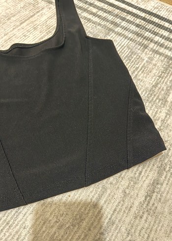 Kadın Siyah Kolsuz Crop Top - Görsel 2