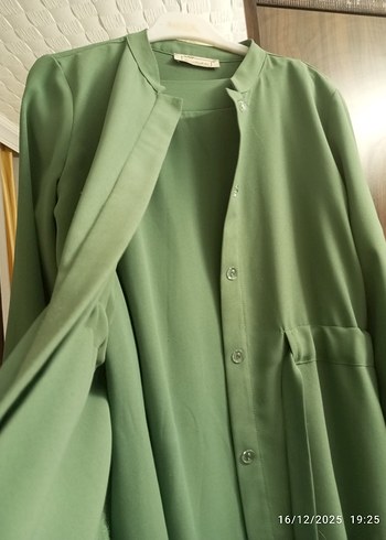 Yeşil Drapeli Uzun Kadın Elbisesi - Görsel 2