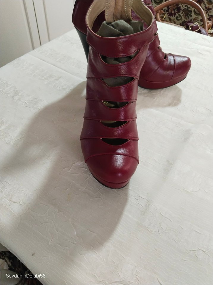 Bordo Deri Tokalı Kadın Stiletto - Görsel 2