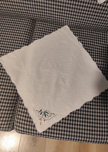 Nakışlı Bej Örtü Çoklu Kullanım - Görsel 2