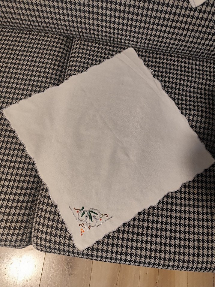 Nakışlı Bej Örtü Çoklu Kullanım - Görsel 2