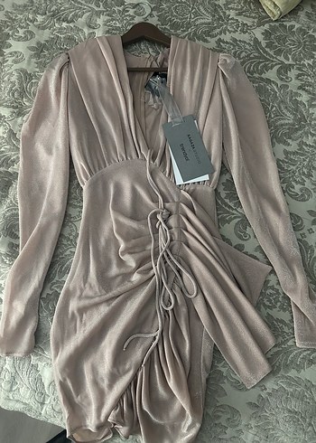 Drapeli V Yaka Uzun Kollu Mini Elbise - Görsel 2