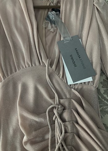 Drapeli V Yaka Uzun Kollu Mini Elbise - Görsel 3