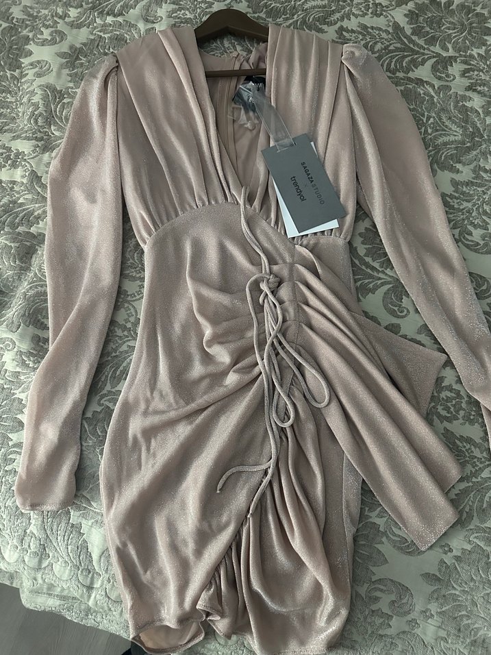 Drapeli V Yaka Uzun Kollu Mini Elbise - Görsel 4