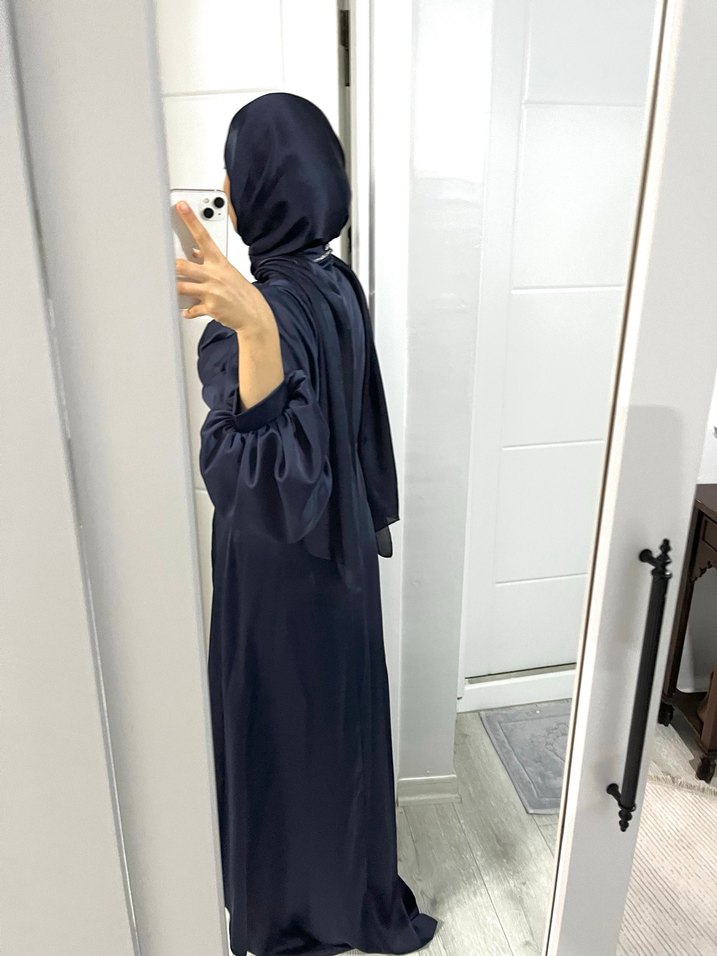 Uzun Lacivert Gotik Kadın Elbisesi - Görsel 4