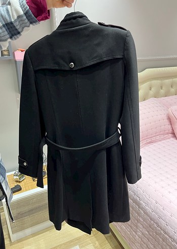 Düğme Detaylı Siyah Kaban - Görsel 3
