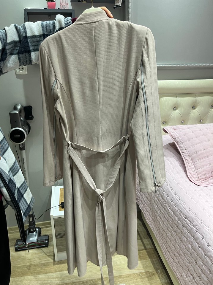 Bej Fermuarlı Uzun Kadın Kaban - Görsel 2