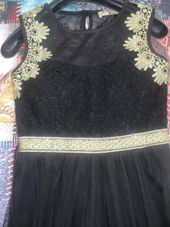 Nakışlı Siyah Abiye Elbise - Görsel 3